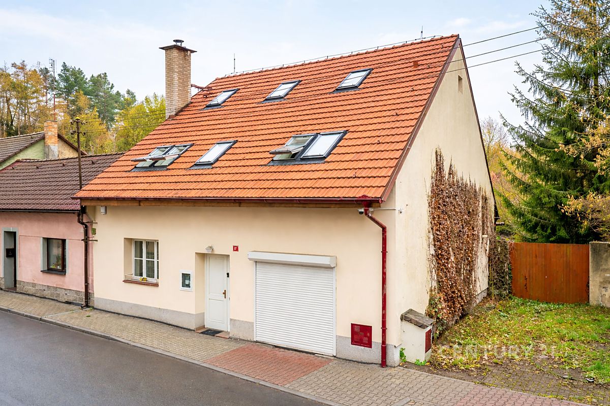 Prodej rodinného domu 217 m², pozemek 268 m²